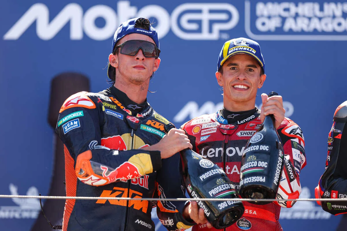 Acosta-Marquez, 2027 trials. Marc's mother jokes with Pedro: “And next year?”