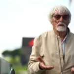 Ecclestone falls for it again: at the airport with a rifle, stopped in Portugal