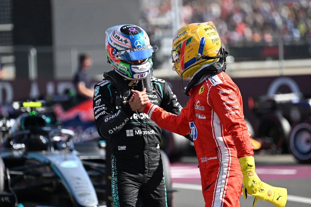Hamilton: “Antonelli in Ferrari? Everything is possible, but Wolff will not let him go very soon”