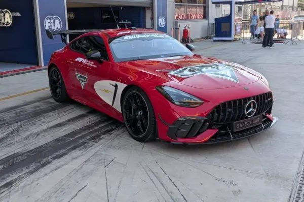 In Monza, the twentieth anniversary of ‘Cars’ is celebrated: here is the Safety Car, the protagonist Lightning McQueen will also perform on the track