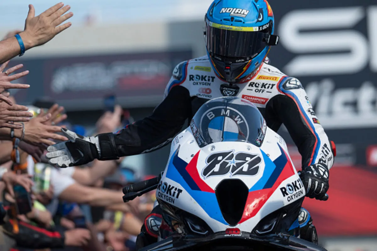 Oliveira renews with BMW: signed a multi-year contract