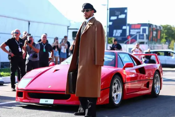 Hamilton: “The F40 is a dream car. Mine had the 44 on the engine, it was a sign of destiny”