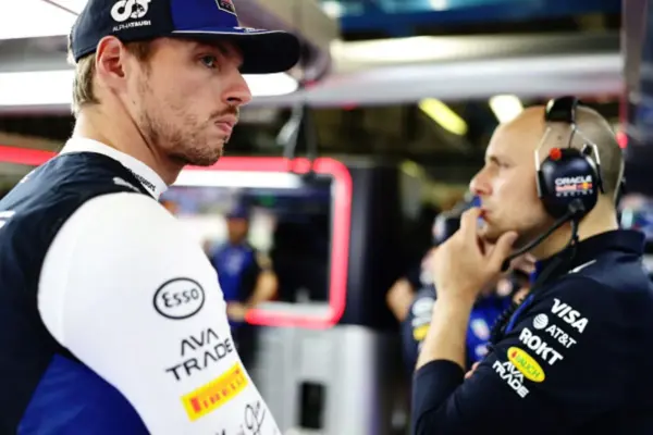 Verstappen: “We lost two tenths due to rear problems”. Will an intervention on the RB22 be allowed without penalties?