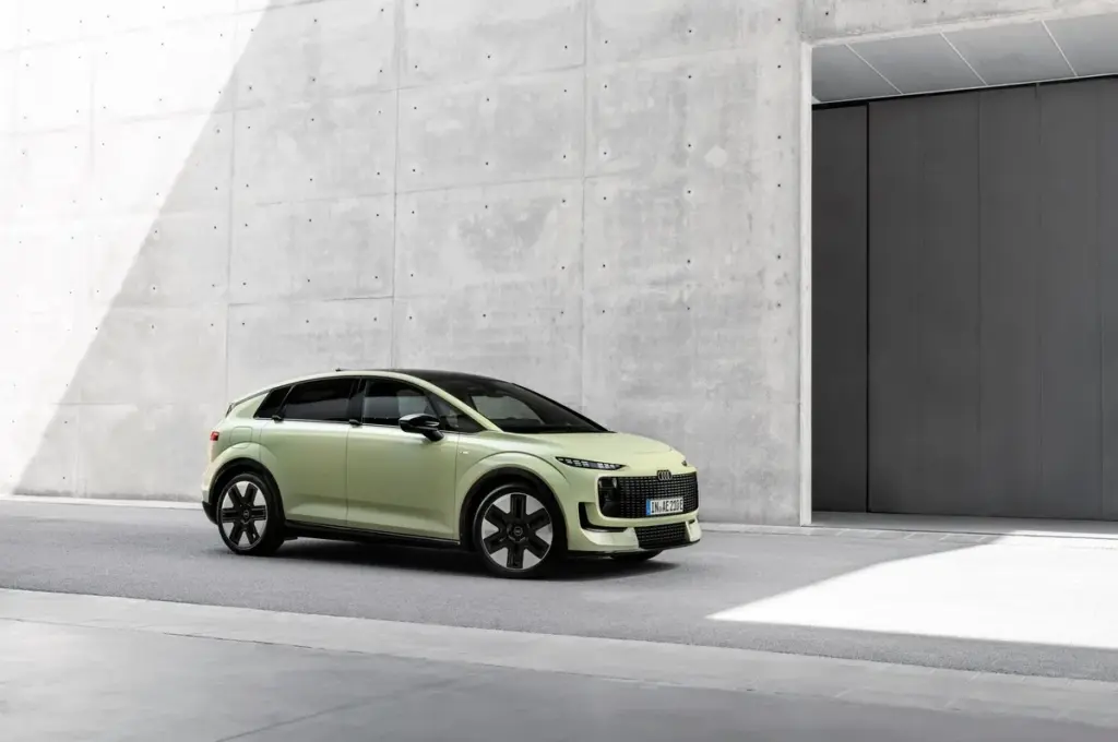 Audi A2 e-tron off